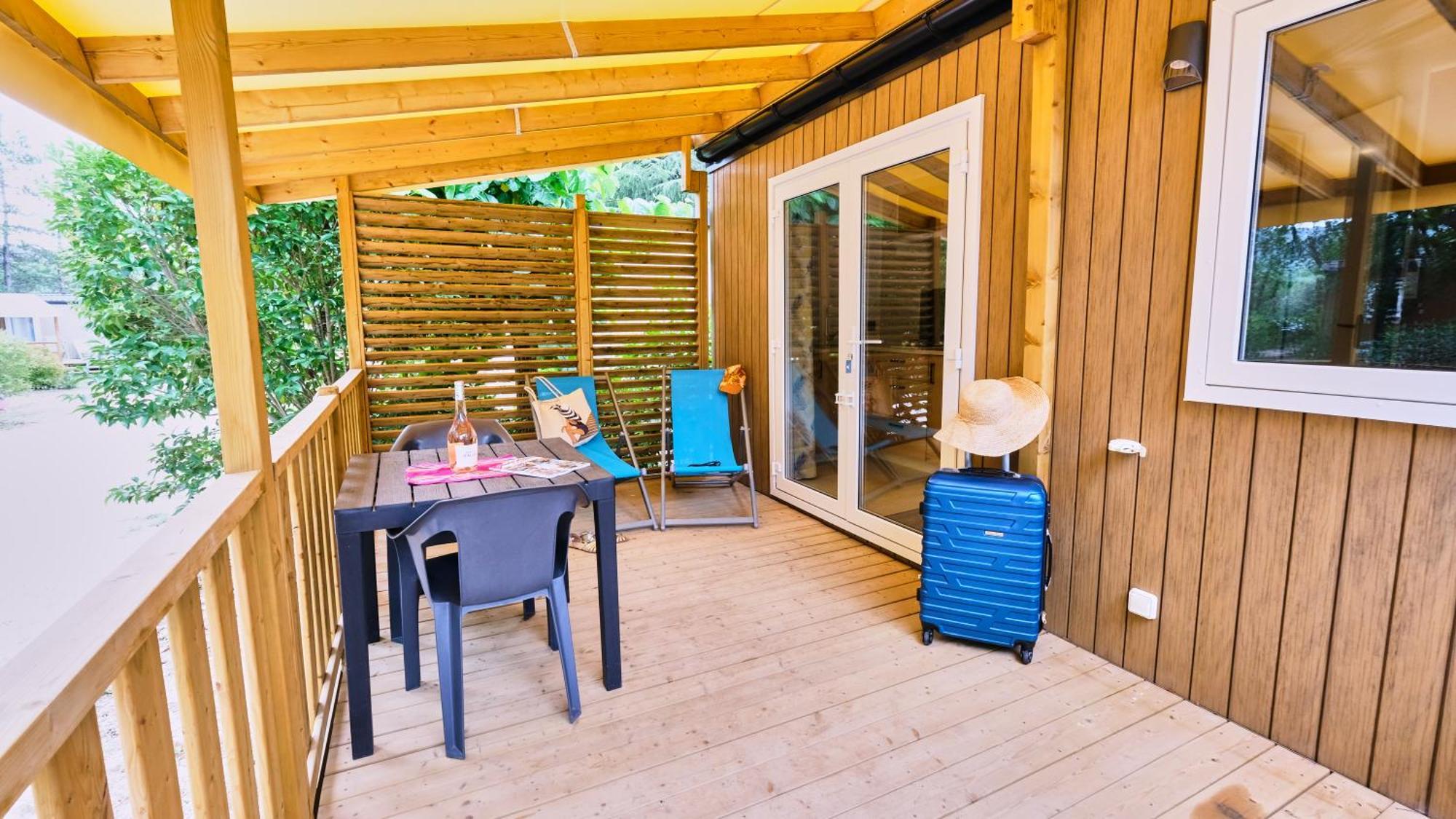 Domaine Les Chenes Blancs Otel Saint-Saturnin-lès-Apt Dış mekan fotoğraf
